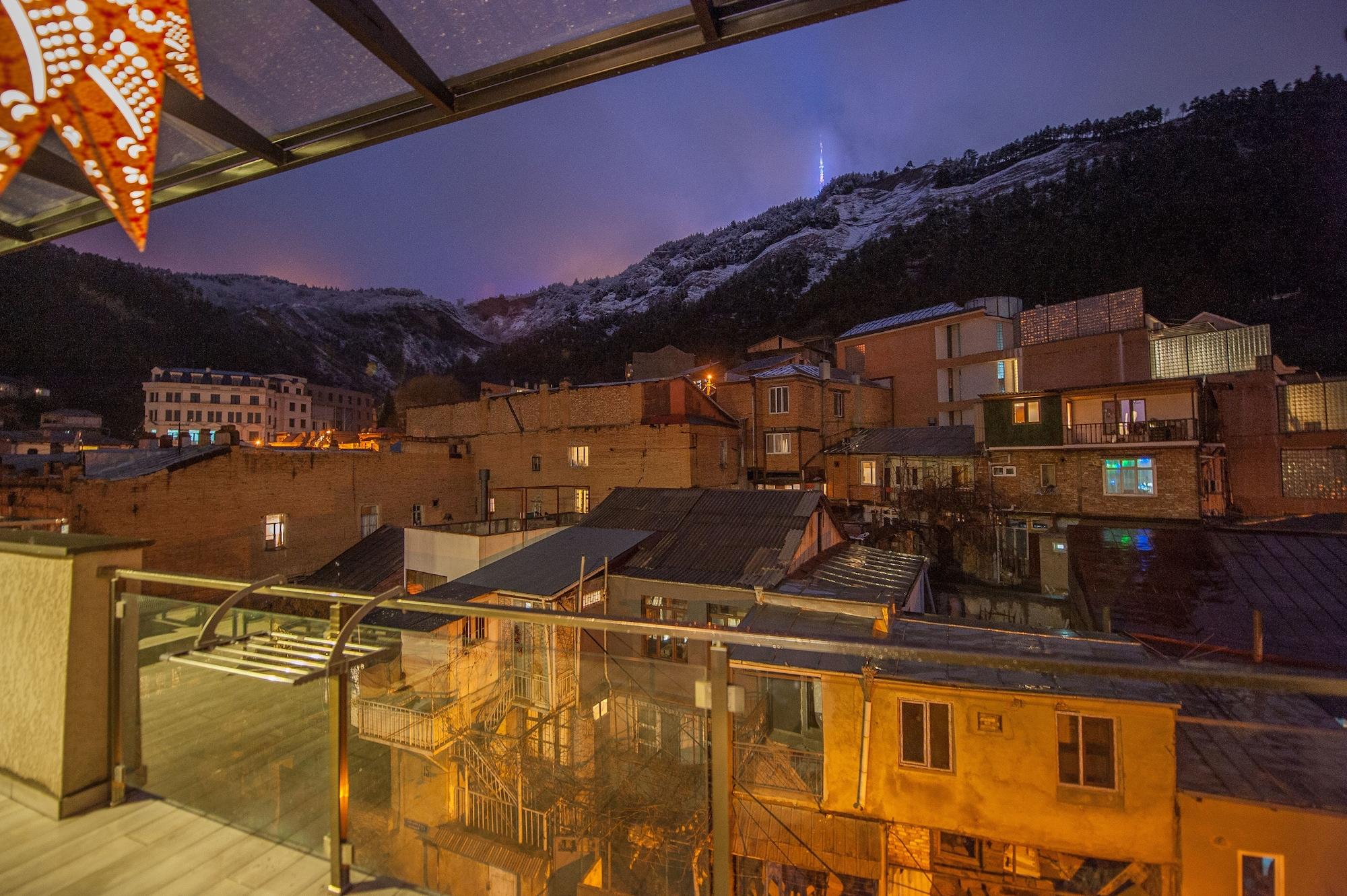 Easy T'bilisi Hotel 3*
